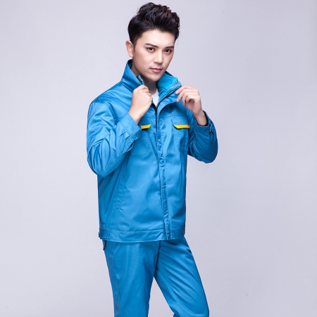 男士棉服定制主要看透氣性和氣味分辨