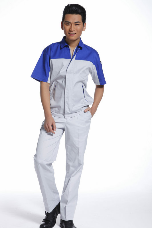 如何選擇定制職業裝款式?怎樣選擇廠家?