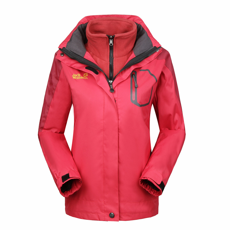 棉服定制的面料分類和防水面料的特點